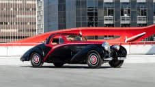 Последното предвоенно Bugatti Type 57 C Atalante се продава