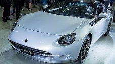 Toyota разкраси GT86 за дамите