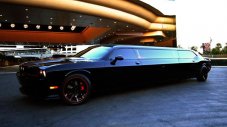 Dodge Challenger SRT8 във версия лимузина