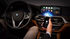 Apple потвърди, че безжичните зарядни на BMW и Toyota могат да убият NFC чипа на iPhone 15