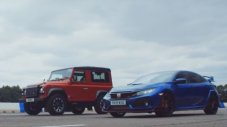 Honda Civic Type R срещу Land Rover Defender Works V8 на пистата (ВИДЕО)