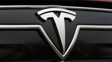 Инвеститорите залагат най-много на Tesla