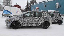 BMW тества хечбек с предно предаване