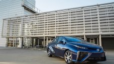 Toyota предоставя патентите си на конкуренцията