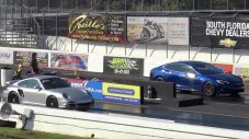Tesla Model S срещу Porsche 911 Turbo S на писта