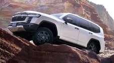 Toyota представи топ-версията на Land Cruiser 300