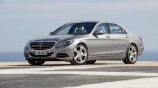 Новата S-Class дебютира в целия си блясък
