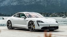 Бил Гейтс похвали Мъск, но си купи Porsche Taycan