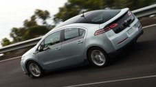 General Motors спира временно Volt