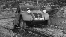 Sahara 4x4 - най-щурият Citroen 2CV