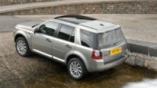 Land Rover представи обновения Freelander