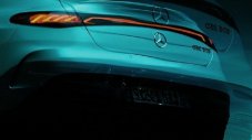 Mercedes показа част от дизайна на нов седан на ток