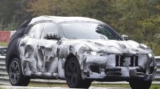 Maserati Levante се вижда все по-ясно