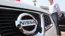 Nissan обвини Гон за остарялата си гама