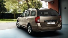 Dacia вади част от моделите си от Румъния