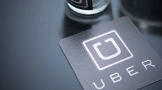 Инвеститор в Uber иска сливане с Tesla