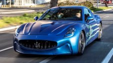 Шефът на Stellantis лично тества електрическото Maserati GranTurismo