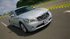 Характеристиките на Infiniti M35h