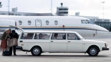 Това странното Volvo 245 Transfer побира 11 души