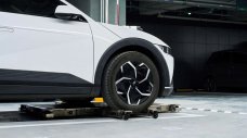 Роботите на Hyundai правят чудеса при паркиране