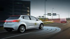 Само 3 модела се справиха с новия тест на Euro NCAP