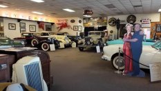 Това е най-голямата колекция от кабриолети в света