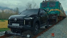 Китайски SUV изтегли 400-тонен влак за рекорд на Гинес