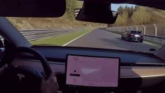 Най-бързата Tesla Model 3 се пробва на "Нюрбургринг" (ВИДЕО)