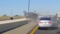 Вижте как Land Rover Defender оцеля след 6 преобръщания