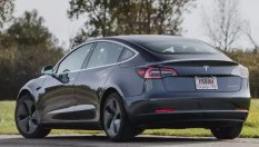 Експерти: Tesla напусна премиум-сегмента