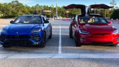 Lamborghini Urus срещу Tesla Model X P100D на пистата (ВИДЕО)