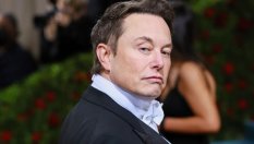 Рекорд: Илон Мъск мълча девет дни
