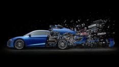Фотограф "взриви" Audi R8 на хиляди парчета (ВИДЕО)
