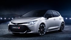 Toyota ще предложи и „напомпана“ Corolla