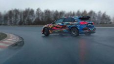 Mercedes-AMG показа как се справя A 45 в дрифт-режим (ВИДЕО)