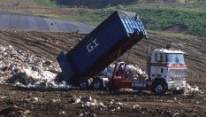 Мръсен бизнес: удивителната история на камиона за боклук