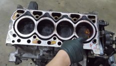 Какво се случва при счупване на биелни лагери?