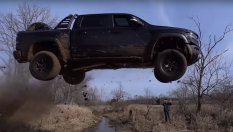 Блогър получи 18 криминални обвинения заради видео