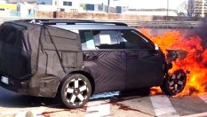 Прототип на Santa Fe изгоря по време на тестове