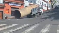 Вижте какво става, когато надцените себе си и автомобила