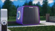 Прилича на преносима тоалетна, но е зарядна станция за автомобили