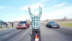 Tesla Model S Plaid най-накрая загуби на драг.... от пикап