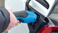 Експерти: Лизингът на електромобил е неоправдано скъп