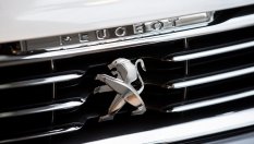 Защо се сриват продажбите на PSA?