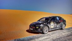 Tesla Model X се справи и с пустинята Сахара