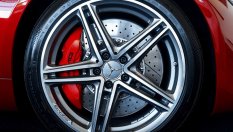 Защо автомобилите имат различен брой болтове на колелата