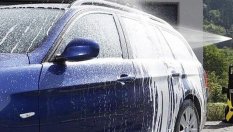 5 места в колата, които задължително трябва да се почистят преди автомивка