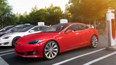 Кризата на пазара удари и електромобилите