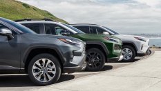 Лоялност на клиентите - Toyota печели много, Tesla потъва