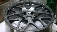 Защо алуминиевите джанти не трябва да се пребоядисват прахово